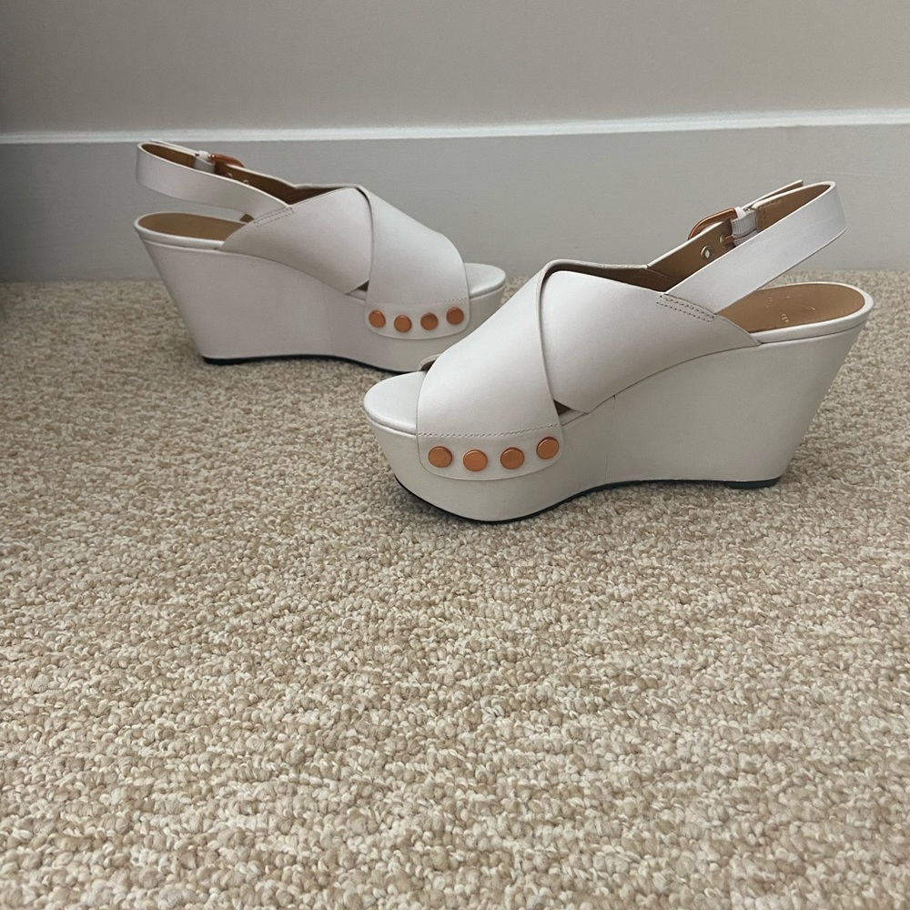 white marc fisher wedges